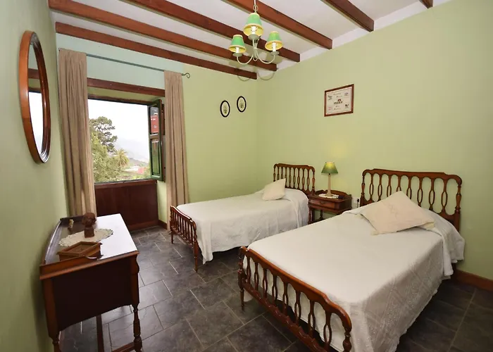 Cave House In Tenerife With Pool And 別荘 ラ・オロタバ