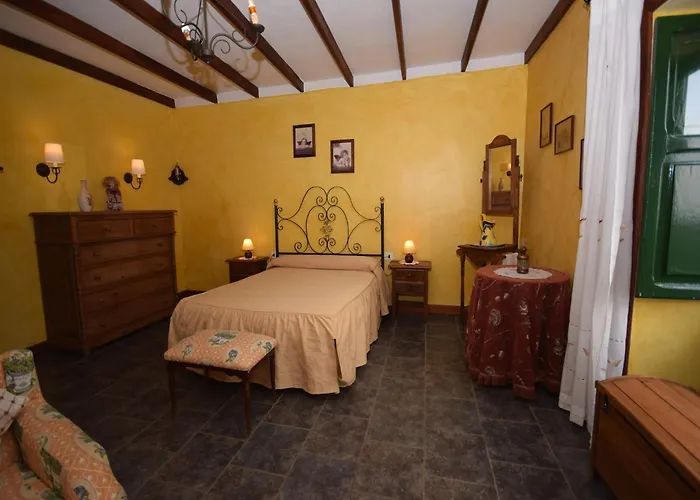Cave House In Tenerife With Pool And Prázdninový dům