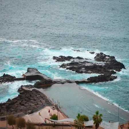 Дом отдыха Cave House In Tenerife With Pool And